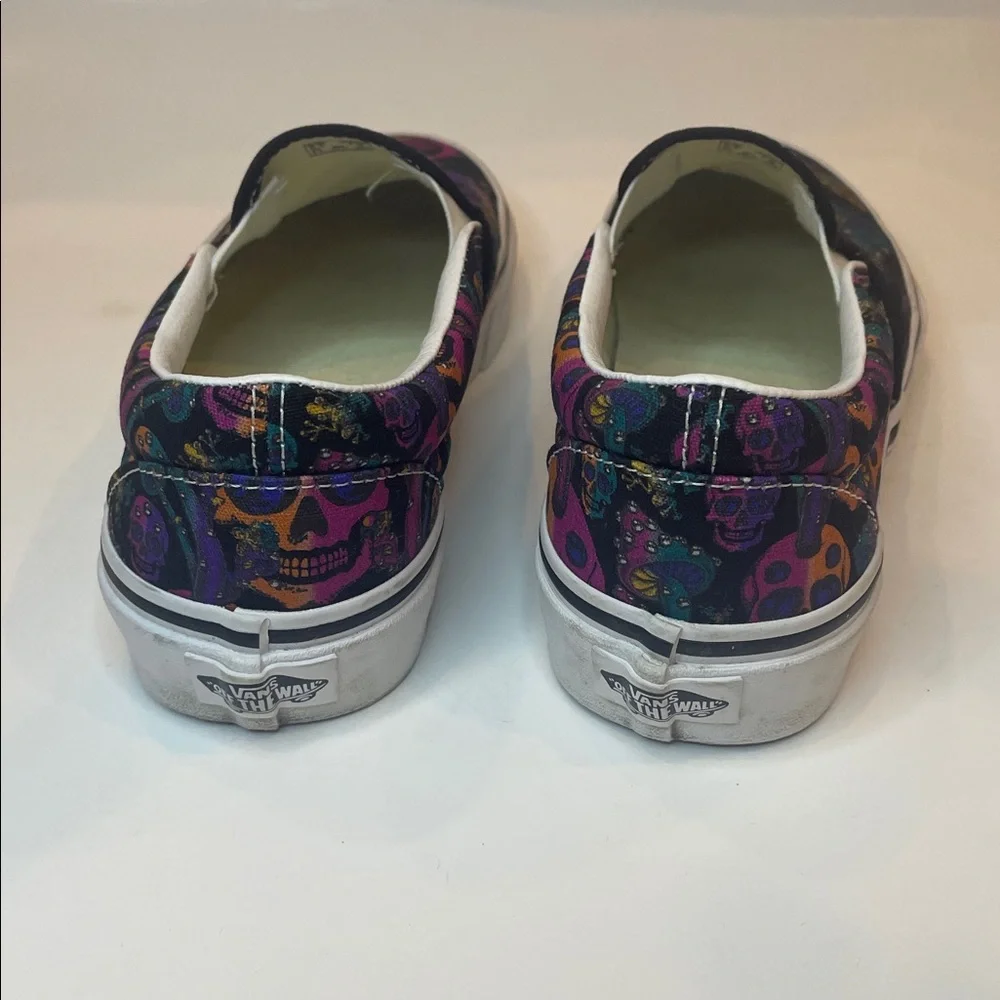 Vans slip sneakers